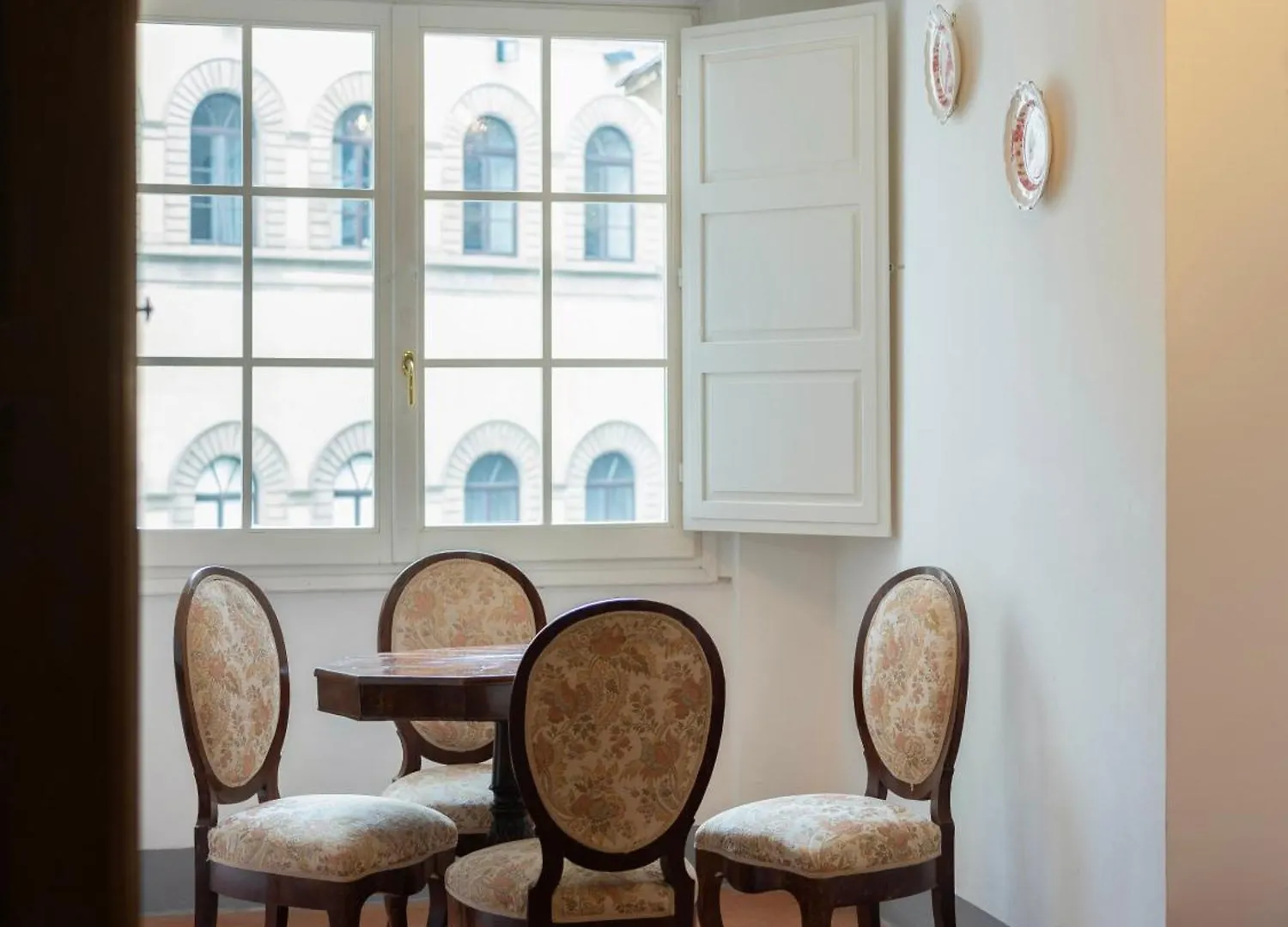 مبيت وإفطار Borgia Di Firenze إيطاليا